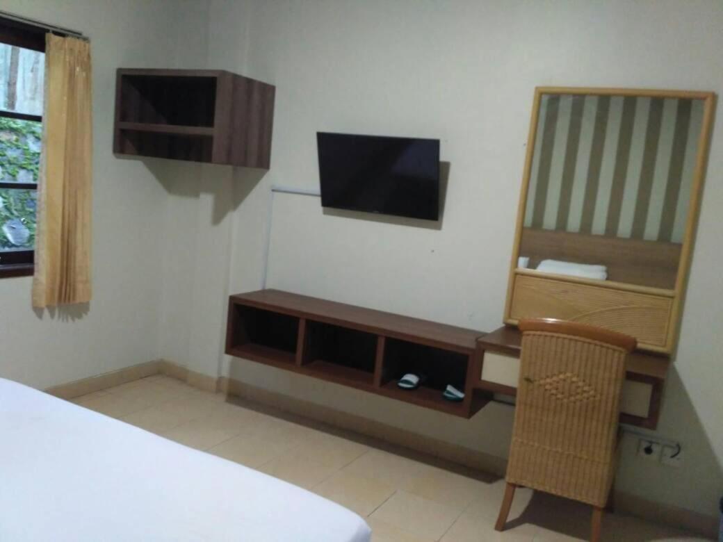 Alfa Resort Hotel And Conference Puncak Exteriör bild